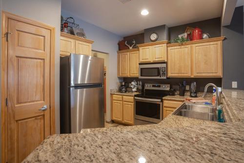 Condo #322, Branson