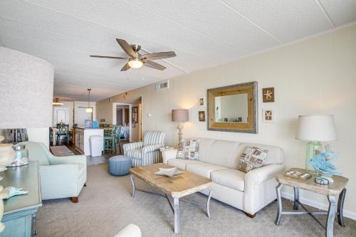 Oceanfront Condo with Pool Patio and OC Coast Views! - image 8