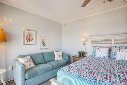 Oceanfront Condo with Pool Patio and OC Coast Views! - image 11
