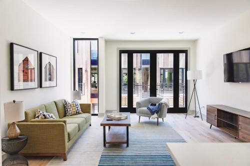 Trailhead Mews-Shred Unit 2 DT Bentonville- MTB Trailhead Mews-Shred Unit 2 DT Bentonville- MTB