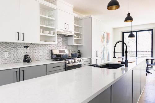 Trailhead Mews-Shred Unit 2 DT Bentonville- MTB Trailhead Mews-Shred Unit 2 DT Bentonville- MTB