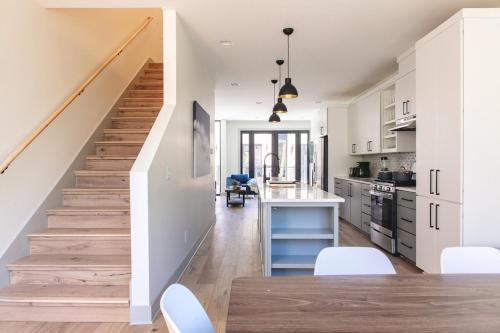 Trailhead Mews Flow Unit 3 DT Bentonville MTB Trailhead Mews Flow Unit 3 DT Bentonville MTB