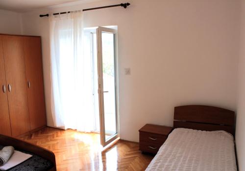 Apartment with Sea View image 8