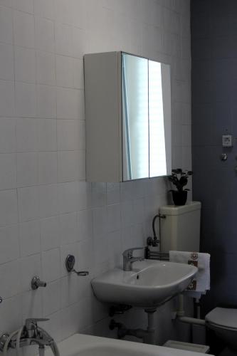 Apartment with Sea View image 4