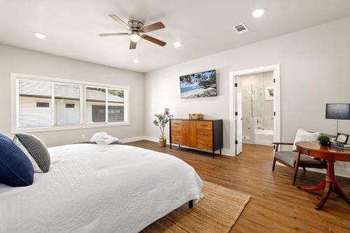 The George at 702 1 Mile to DT Springdale The George at 702 1 Mile to DT Springdale