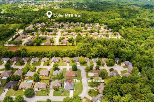 The Coler House Hot tub half mi to Coler MTB in Bentonville, USA