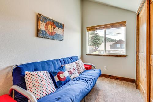 Newly Built Estes Park Townhome 2 Miles to RMNP! - image 12