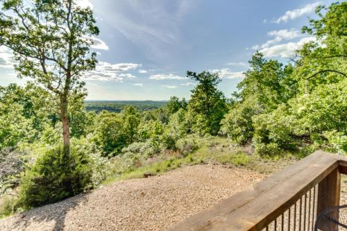 Mountain Home Cabin Rental with Fire Pit!