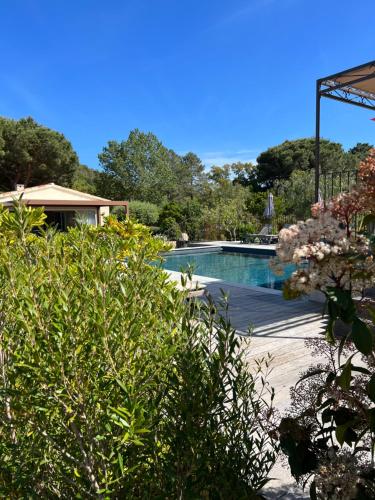Hotel les jardins Sta Giulia avec piscine Hotel de charme Pianelli