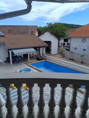 Vila Jovana in Rogljevo