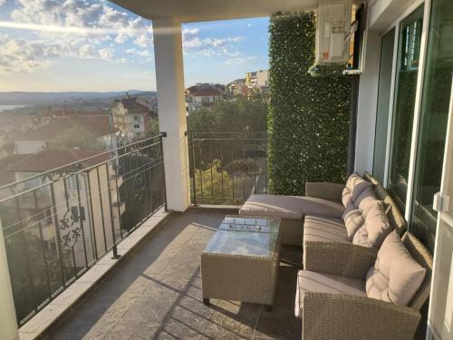 Balkons/terase, Elegant Studio with Sea view in Saint Vlas in Svetivlasa