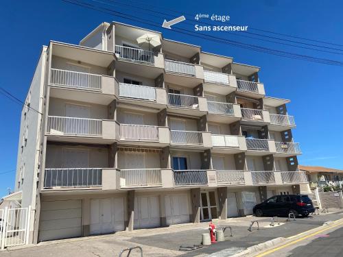 Exterior view, Appartement 2P a 1 min de la mer near Thai Phitsanulok Restaurant