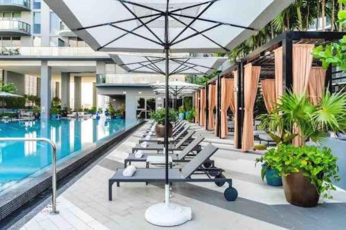 Luxurious Oceanfront Condo