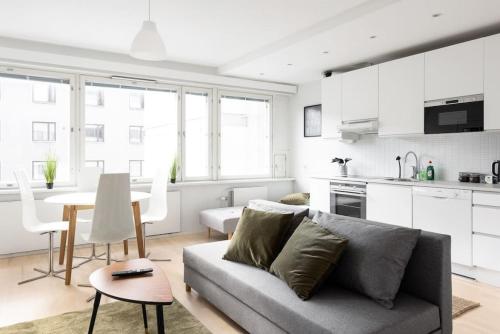 Modern one bedroom apartment for six in Kallio