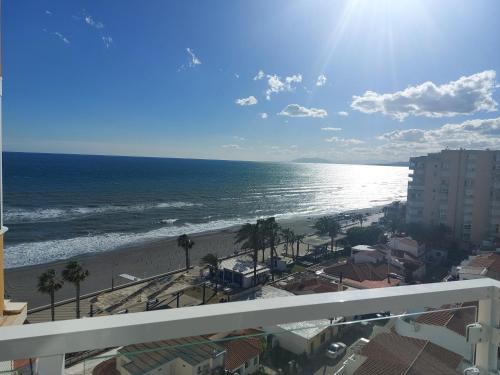 MIRADOR PLAYA Torrox-1ª línea playa con piscina - Deluxe, Malaga