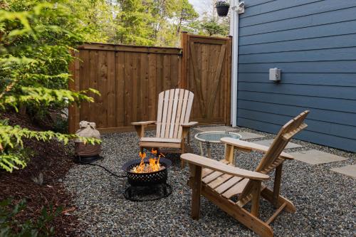 Float West Guest Suite in Ucluelet, Canada