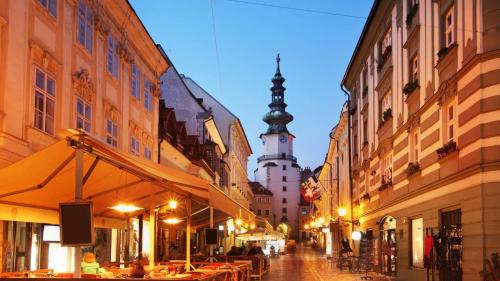 D&L Luxury Apartment in Old Town, Bratislava