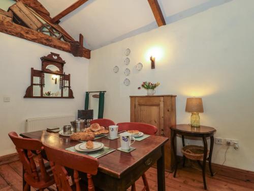 The Wagon House Taunton - image 6
