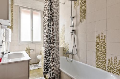 Cozy Best Apartment in city - Tap to explore photos