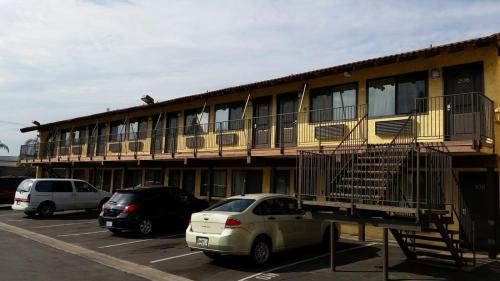 Sierra Inn - image 2