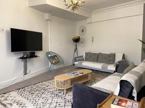 Paris - Champs Elysées 1 chambre