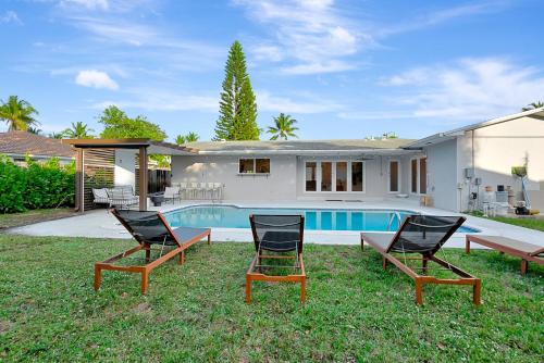 Villa Capri AVENTURA 4 bed in Miami, USA