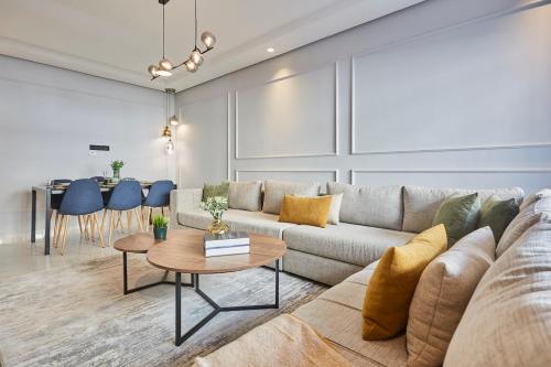 Modern Elegance 3 Bed Escape in Trendy Casablanca - image 2