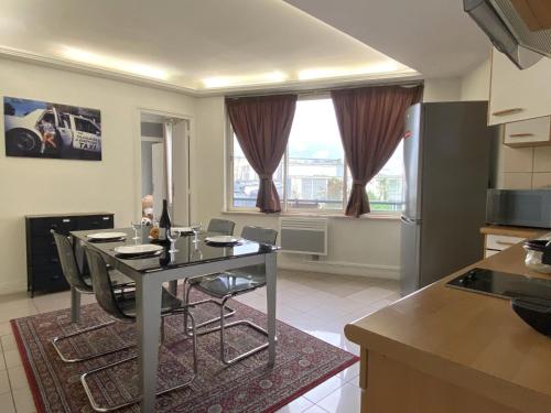 Paris - Champs Elysées 1 chambre - image 4