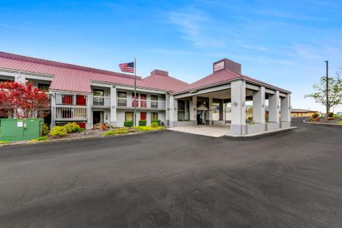 . Red Roof Inn Kingsport