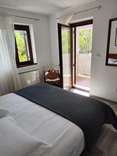 Two-Bedroom Apartment with Terrace image 8