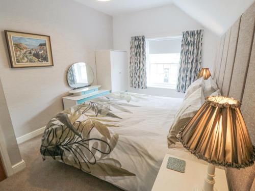 May Cottage - image 2