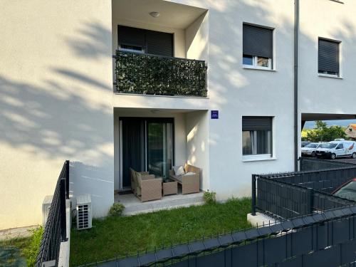 Studio Apartman Apollonia in Brnaze