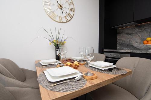 Studio Apartman Apollonia in Brnaze