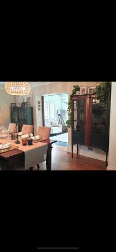 Woodside in ארונדל