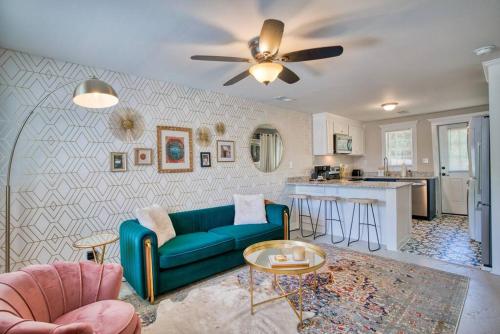 Castle Street Retreat - Glamorous Getaway