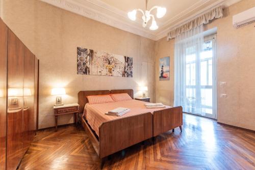 gianduioTorino Room Type - Three-Bedroom Apartment