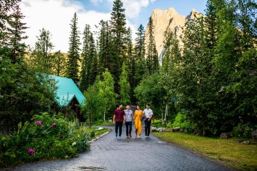 Emerald Lake Lodge