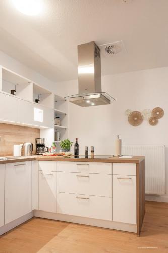 Konyha, XXL Appartement Highdesign 10 Pers zentral nähe Heidelberg und Mannheim (XXL Appartement Highdesign 10 Pers zentral nahe Heidelberg und Mannheim) in Weinheim