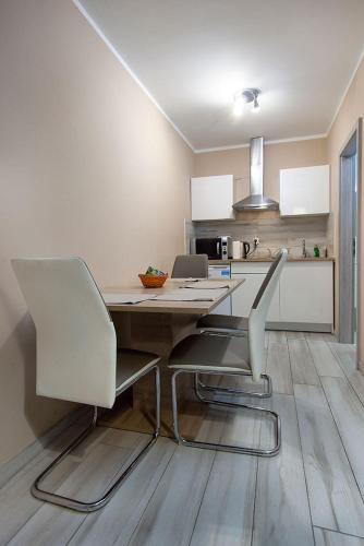 Rooms & Apartments Banjac 5