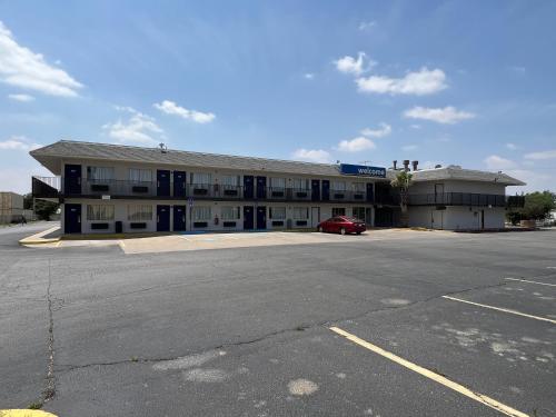 Motel 6-Odessa TX - image 13