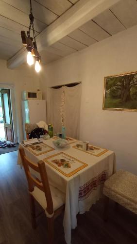 Facilities, Pista Papa Tanyaja in Balatongyorok