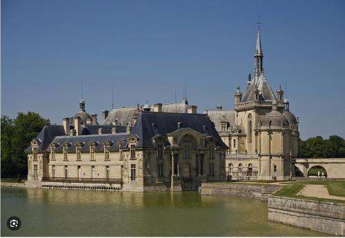 Le Marie Eugène - proche centre - Location saisonnière - Compiègne