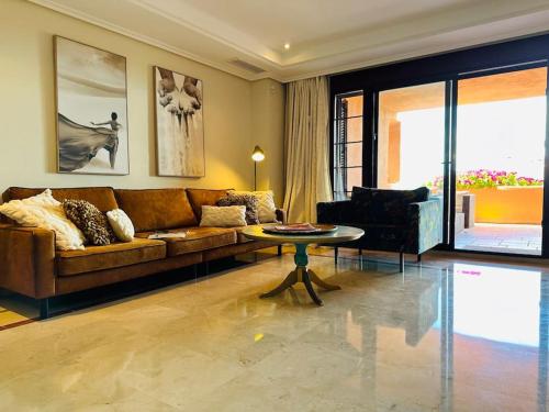 DROOM VIEW appartement met tuin, FREE PADEL & GOLF in Cala Golf