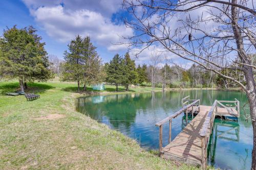 Spacious and Historic Cabin in New Haven with Pond!