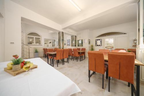 Meri Rooms in Vodice