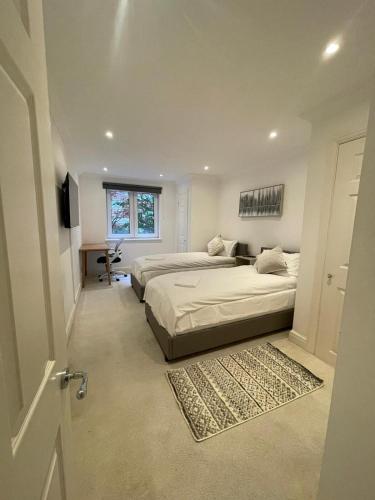 St Paul's London Apartments - image 7