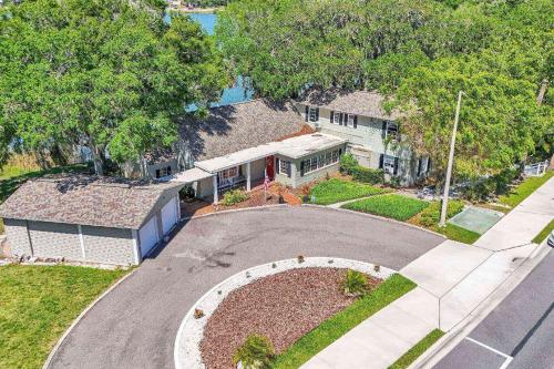 Lake Silver Retreat lll in Winter Haven, USA