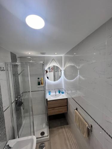Close to the Beach Las Américas new gem apt wifi 3