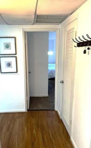 Sunny Isles Condo very close to the Beach with amenities in Sunny Isles Beach, USA