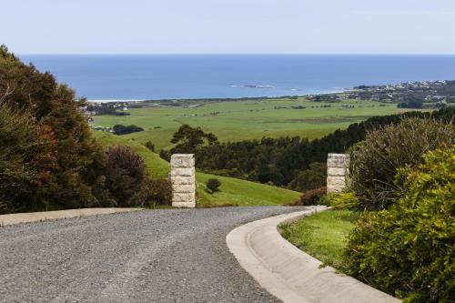 . Glenoe Cottages